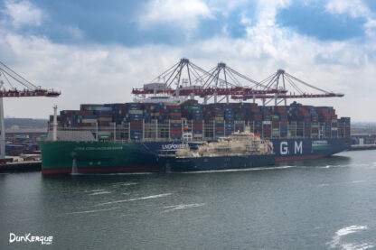DOUBLE OPÉRATION INÉDITE EN FRANCE AVEC LE PREMIER CHARGEMENT D’UN NAVIRE AVITAILLEUR AU TERMINAL MÉTHANIER DE DUNKERQUE SUIVI DU SOUTAGE AU GNL DU CMA CGM JACQUES SAADÉ